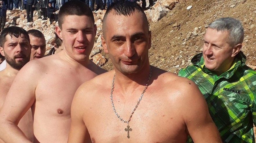 Đorđe Močević pobjednik plivanja za Časni krst u Istočnoj Ilidži