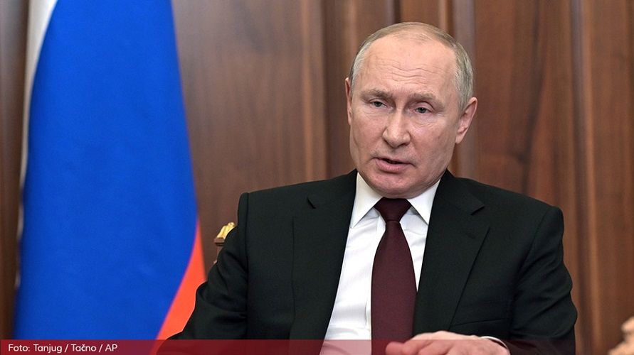 Putin: Ekonomija dostojanstveno izdržava udar sankcija