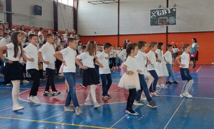 U Višegradu bogat program učenika za Dan škole “Ćirilo i Metodije”
