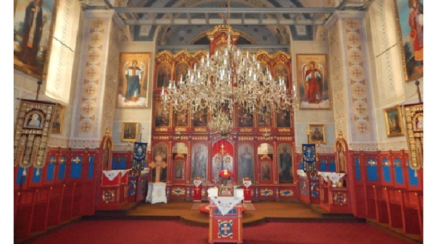 Patrijarh Porfirije služi u Sabornom hramu u Tuzli