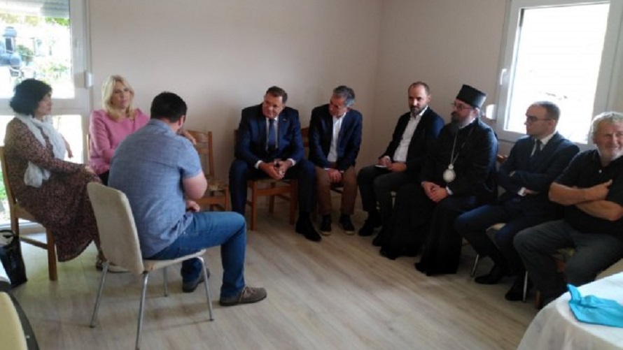 Cvijanović i Dodik posjetili porodicu Vranjanin; Srpska pokazala solidarnost (FOTO/VIDEO)