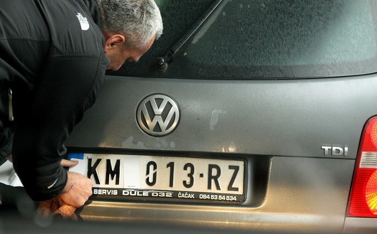 Priština na dva dana odgodila kažnjavanje vozača sa srpskim tablicama