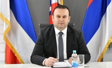 Ćosić: Poručiti da se Republika Srpska brani svaki dan (VIDEO)
