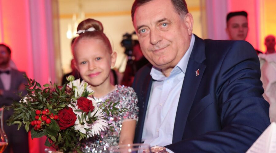 Dodik: Podrška humanitarnim aktivnostima “Srpske kuće”