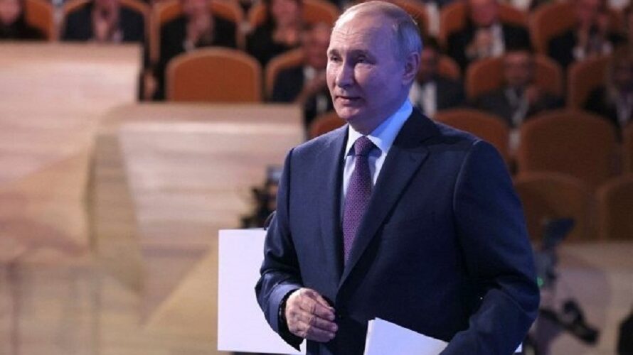 Putin stigao na Krim na godišnjicu ujedinjenja sa Rusijom