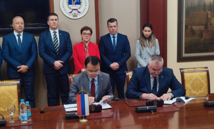 Višković potpisao Memorandum o rekonstrukciji dijela puta Foča- Šćepan Polje