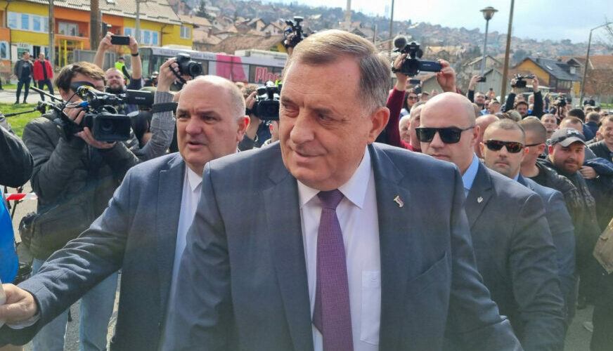 Dodik stigao u Sud BiH