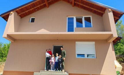 Sagrađen dom za šest članova porodice Krunić iz Istočnog Sarajeva