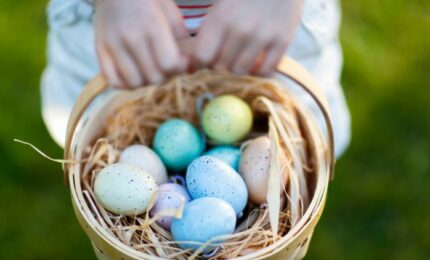 Ofarbajte jaja SODOM BIKARBONOM: Potpuno prirodan način za najlepše boje