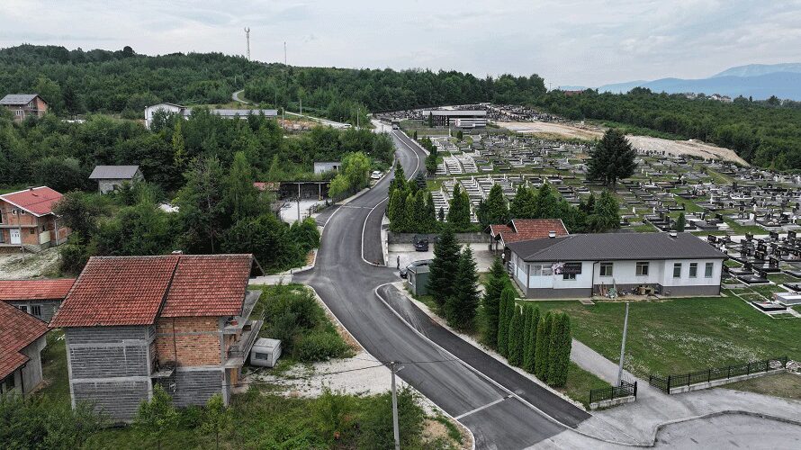 Završena rekonstrukcija Ulice srpskih ratnika u Istočnom Novom Sarajevu (FOTO)
