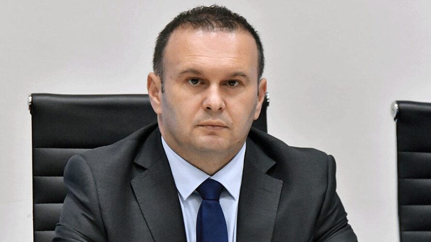 Ćosić: Božoviću, prestani sa rijaliti politikom