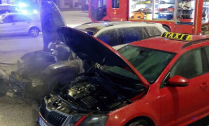 U Palama izgorjela dva automobila U Palama izgorjela dva automobila