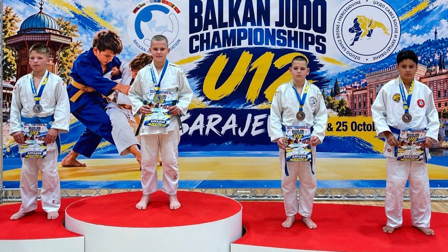 Jovan Kezunović šampion Balkana U12