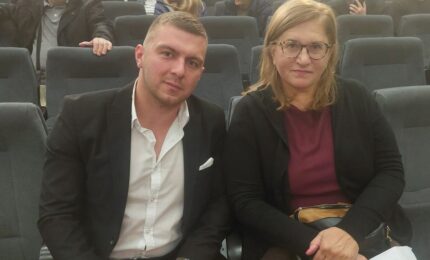 Pale: Održano književno humanitarno veče – Promocija knjige o Blagoju Jovoviću Pale: Održano književno humanitarno veče – Promocija knjige o Blagoju Jovoviću