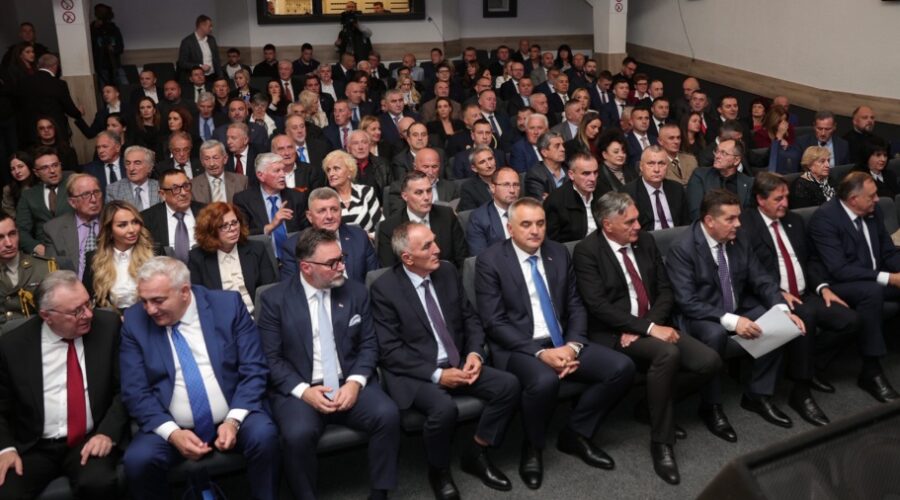 Svečana akademija povodom 35 godina od osnivanja NSRS: Republika Srpska nastala kao istorijska pravda za narod (VIDEO)